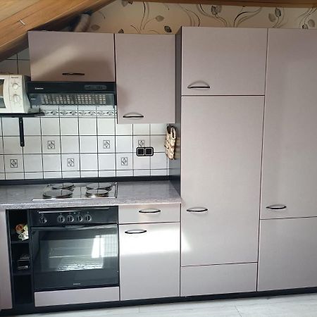 Haus Heidrun Appartement Dolgesheim Buitenkant foto