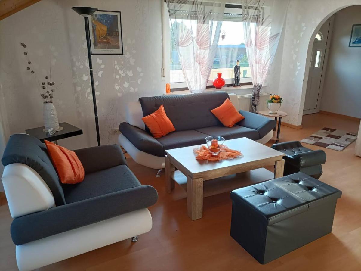 Haus Heidrun Appartement Dolgesheim Buitenkant foto